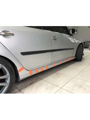 VOLKSWAGEN GOLF 5 YAN MARŞPİYEL PLASTİK ( 2003-2009 )