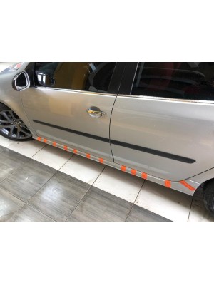 VOLKSWAGEN GOLF 5 YAN MARŞPİYEL PLASTİK ( 2003-2009 )